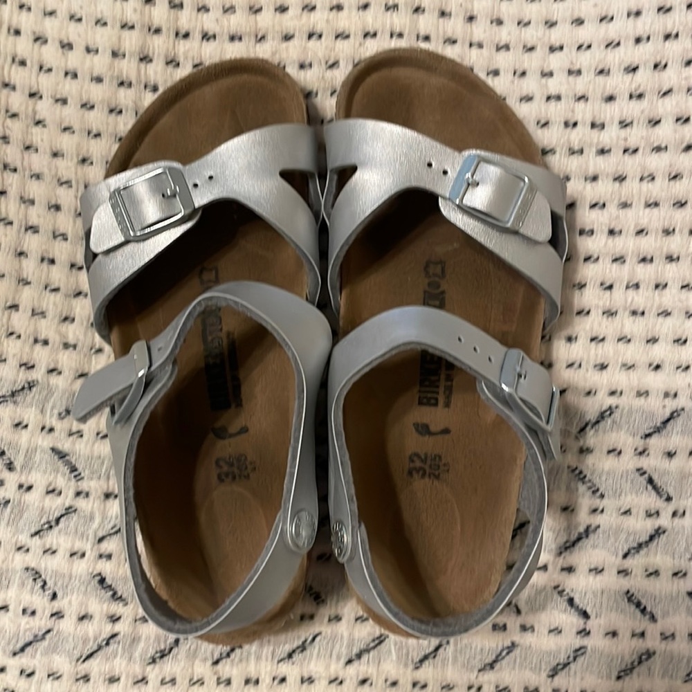 EUC kid’s Birkenstocks.